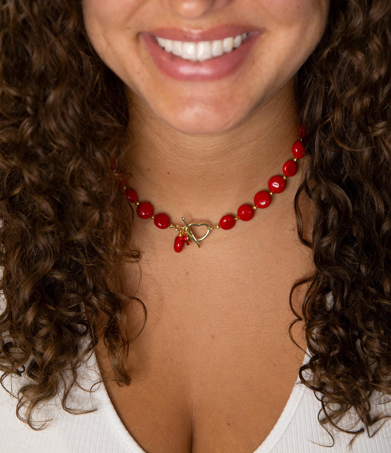 Scardale Red Shell Pearl Golden Necklace