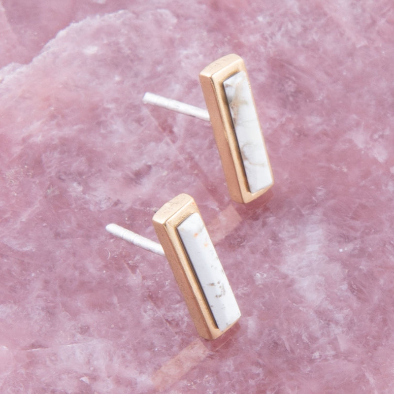 Short Linear White Picture Jasper and Bronze Stud