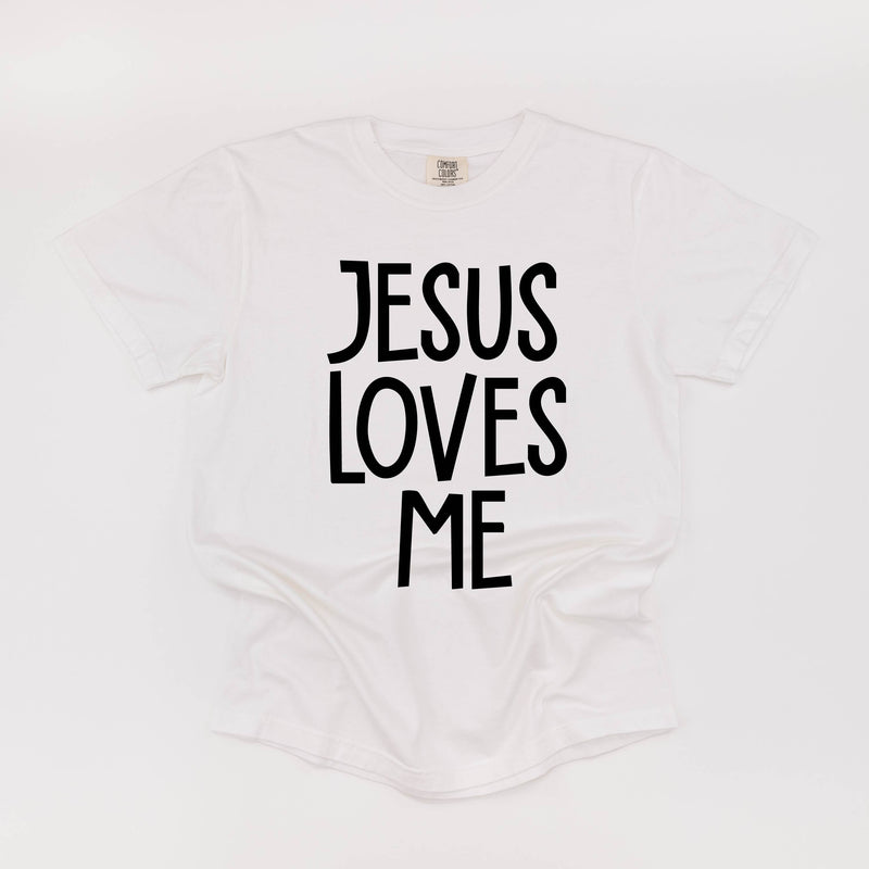 Jesus Loves Me (2025) - Comfort Colors Tee