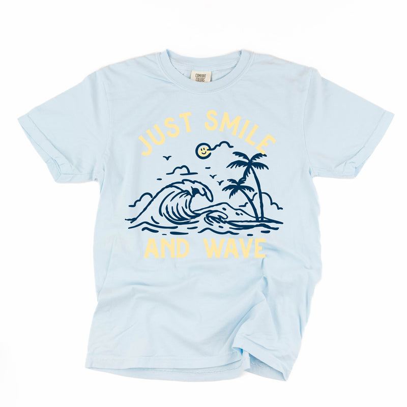 Smile And Wave - Comfort Colors Tee