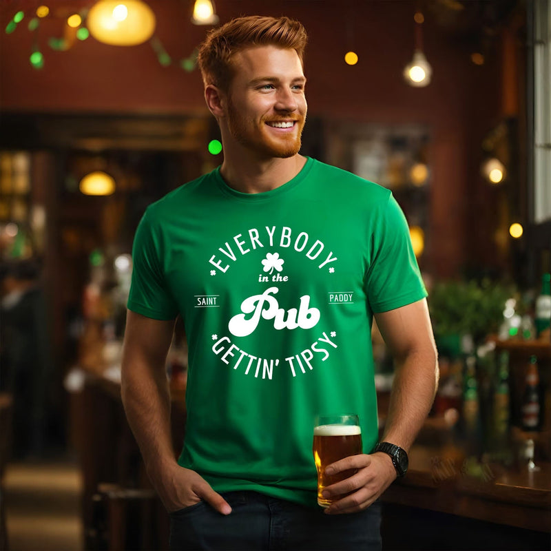 Funny Shirt – Everybody in the Pub Gettin' Tipsy Tee