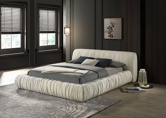 Palmdale - Queen Bed