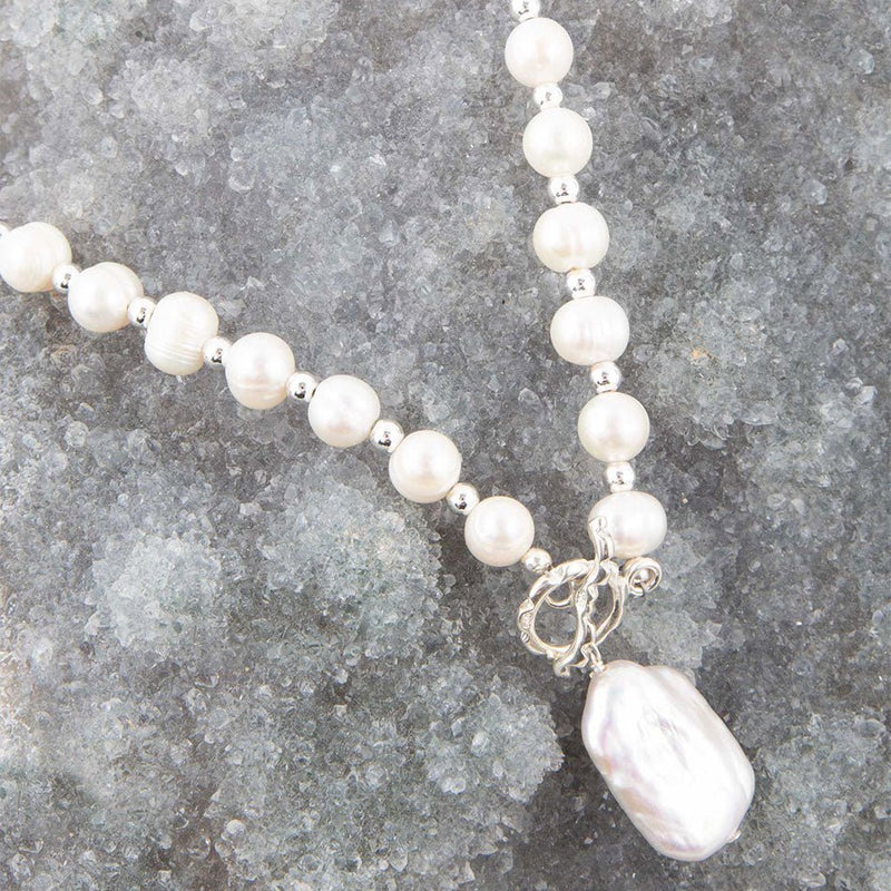 Sunday Best Pearl Toggle Necklace