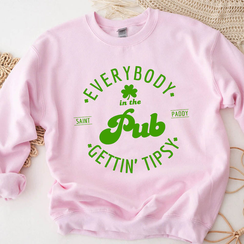 Funny Shirt – Everybody in the Pub Gettin' Tipsy Tee